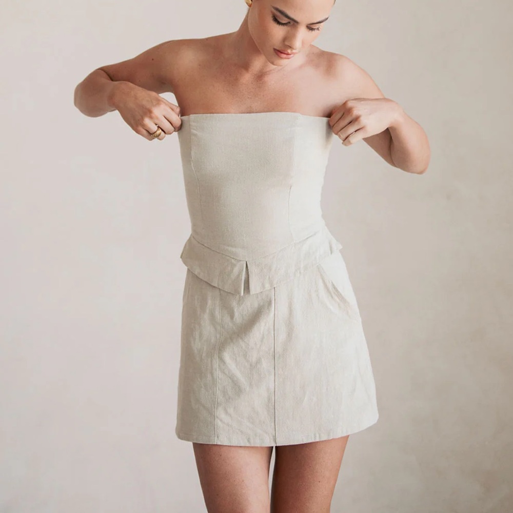 Sabo Mia Dress. NWT. Size xs. Elegant Strapless Cream Dress